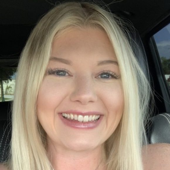 Profile photo of Elyse