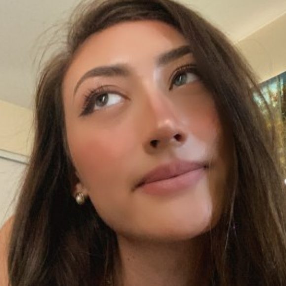 Profile photo of Sara Angel