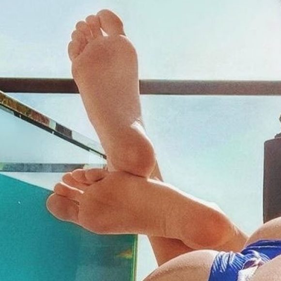 Profile photo of feetbra