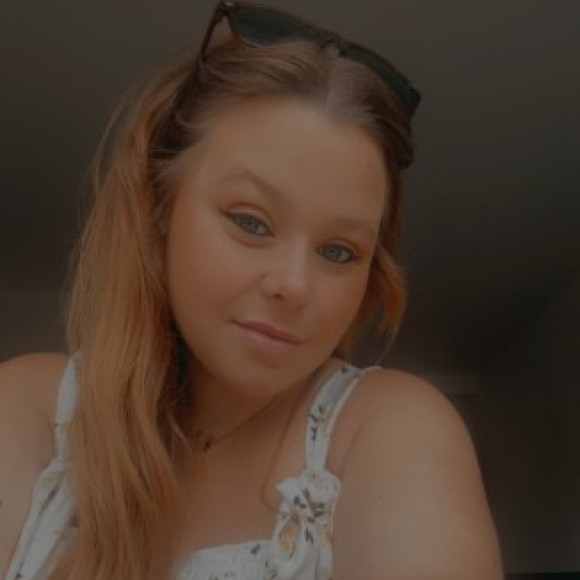 Profile photo of amy