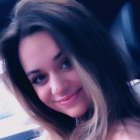 Profile photo of Samantha