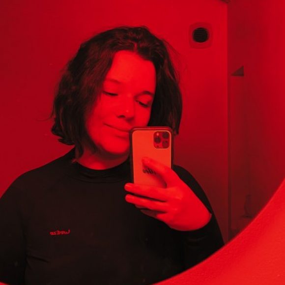 Profile photo of Laura