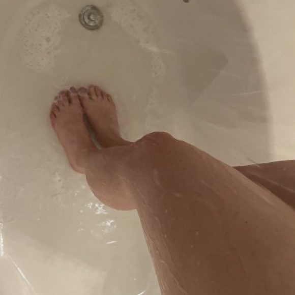 Profile photo of BarefootBunny