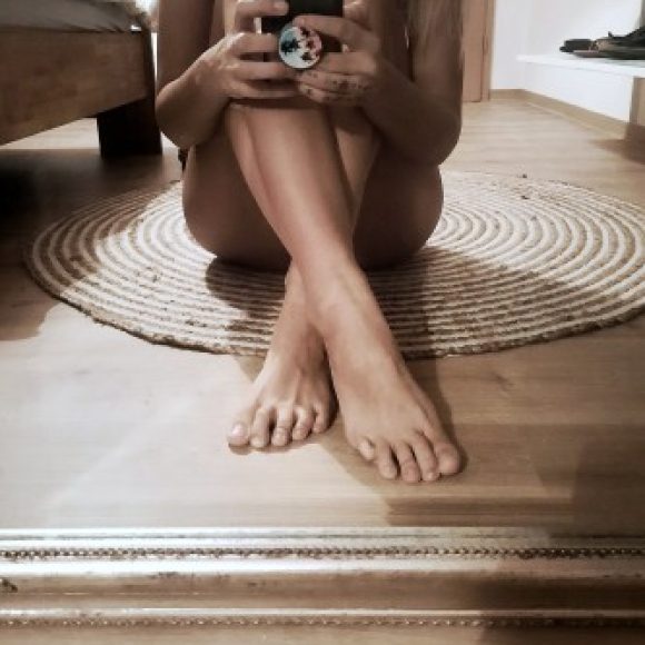 Profile photo of Foxy Kate