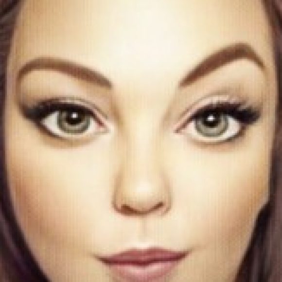 Profile photo of sandee