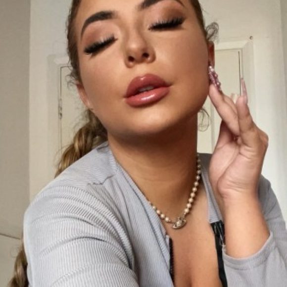 Profile photo of Juicy Toes