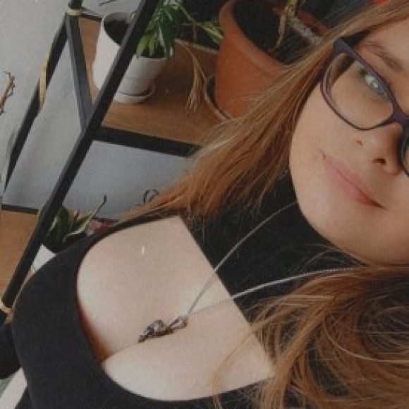 Profile photo of Alexis