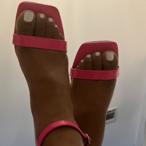 Profile photo of Lola