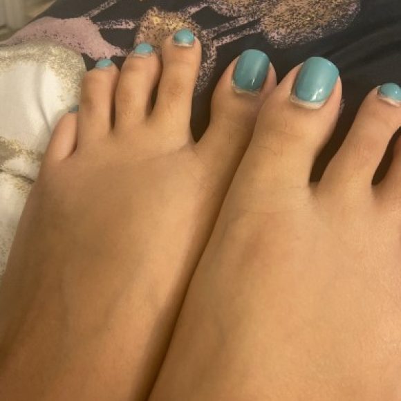 Profile photo of Flexible_feet