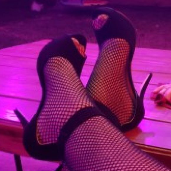 Profile photo of Elle Vaughn