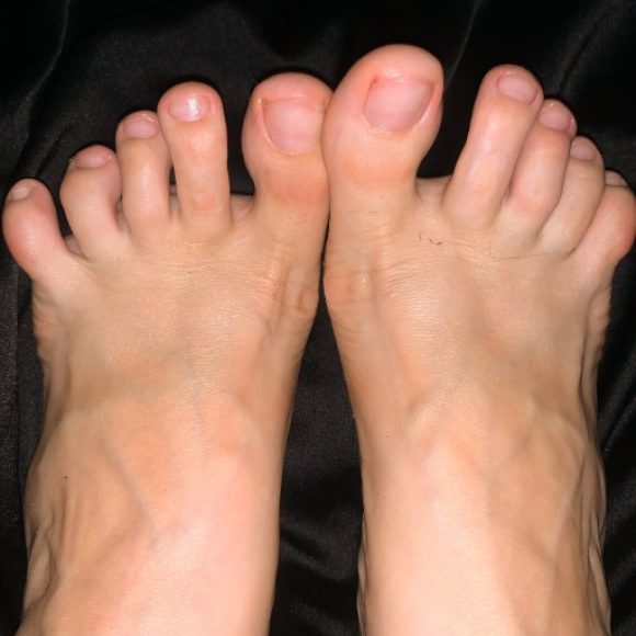 Profile photo of Elisa’s Feet