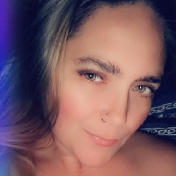 Profile photo of Casey Bloom