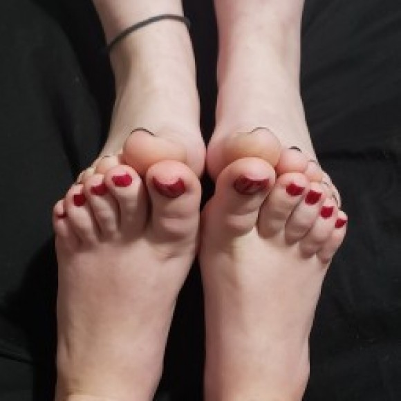 Profile photo of mystiquefeet