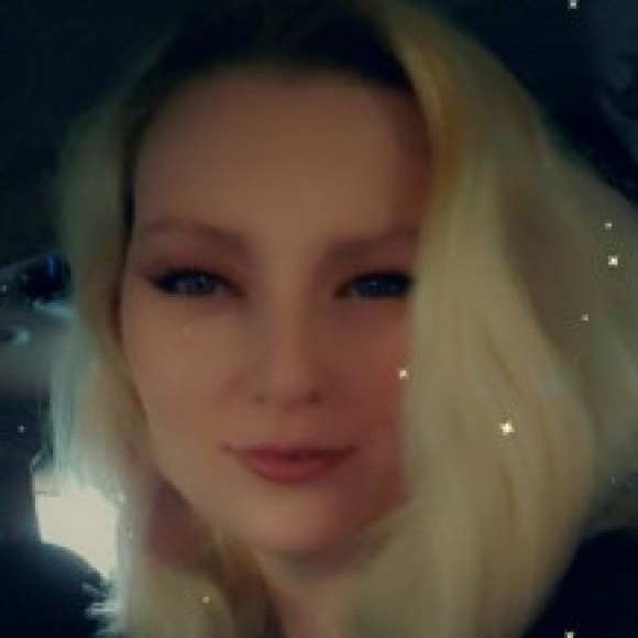Profile photo of Victoria Love Shangle