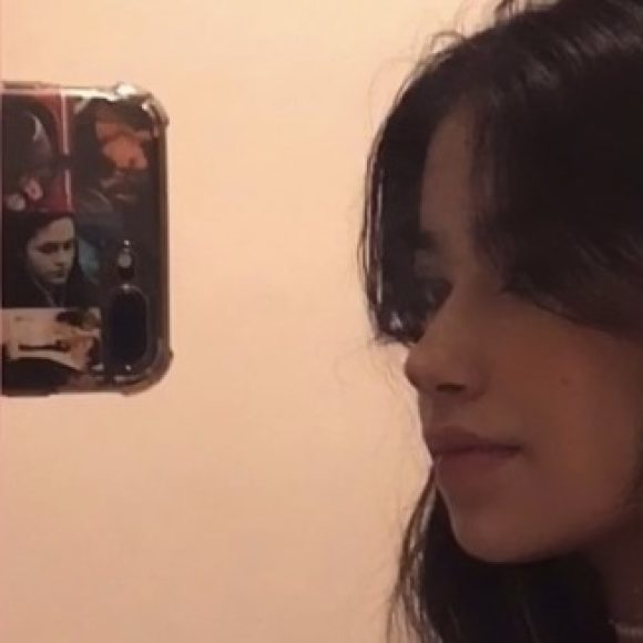 Profile photo of Amber Chains