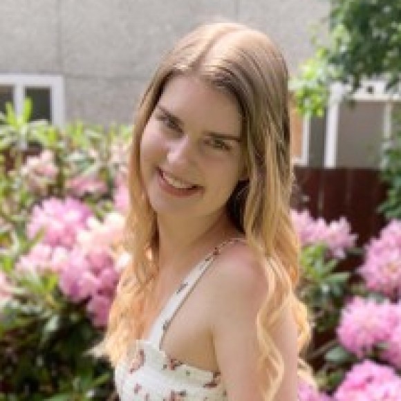 Profile photo of Sarah