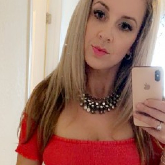 Profile photo of Carrie