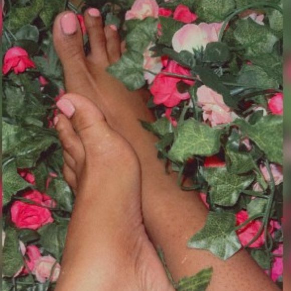 Profile photo of Fun Feet