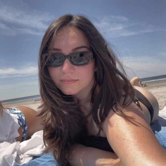 Profile photo of Izzy