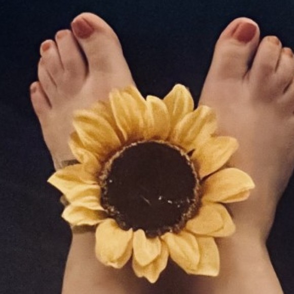 Profile photo of Sweet Feet
