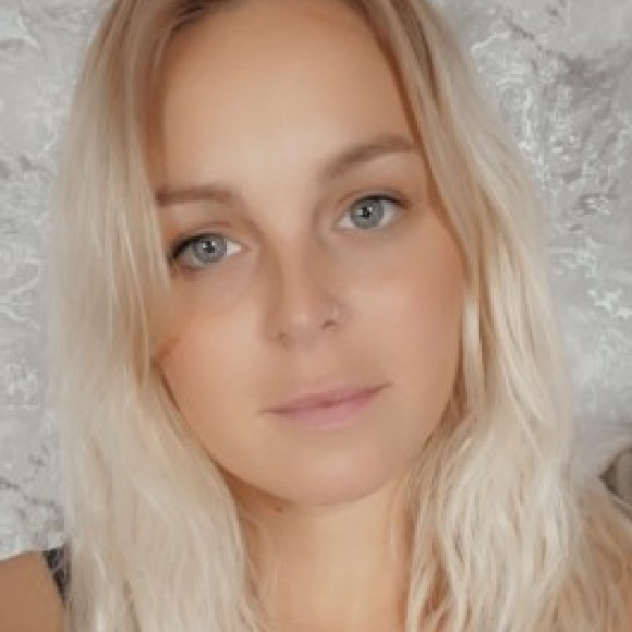 Profile photo of Cara jayne