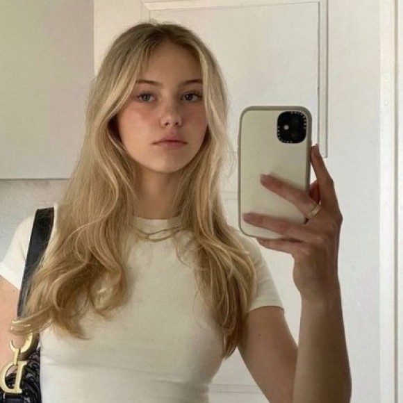 Profile photo of Sara