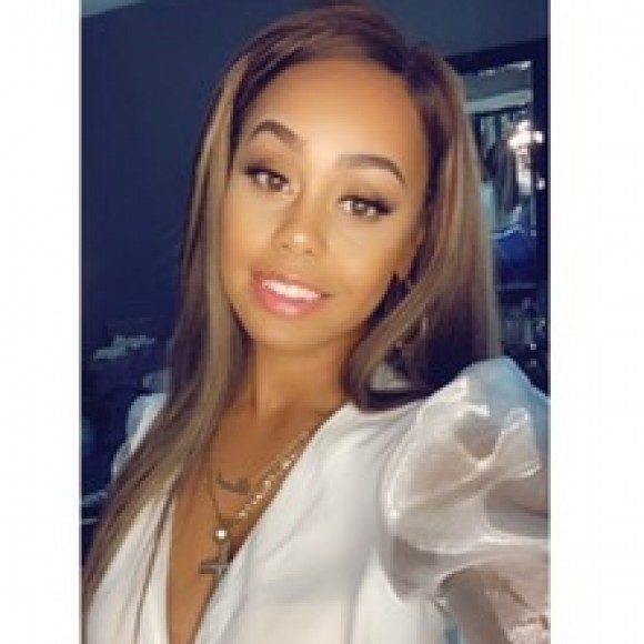Profile photo of Nell