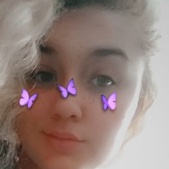 Profile photo of Alexandra