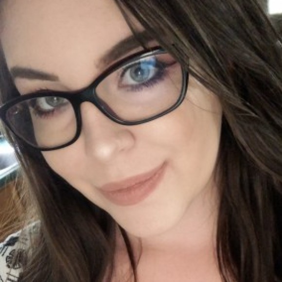 Profile photo of Lorraine