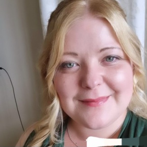 Profile photo of Bethany McCroskie