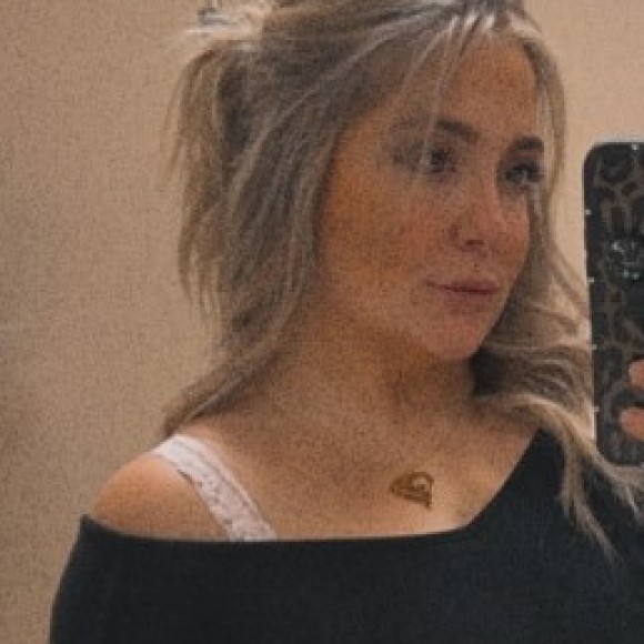 Profile photo of Samantha