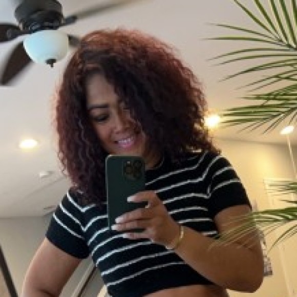 Profile photo of Pinay_phay00