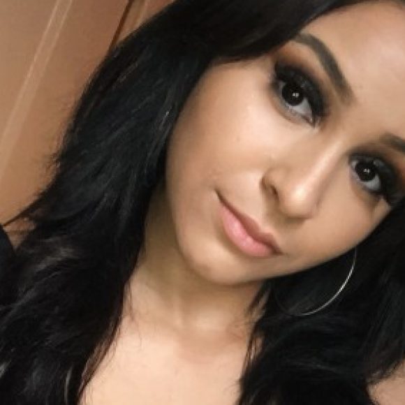 Profile photo of Valerie