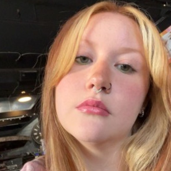 Profile photo of Lina