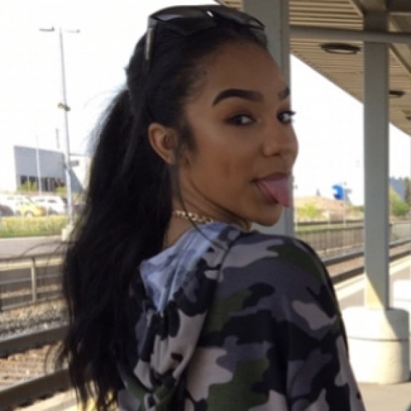 Profile photo of Rhoniprettysoles