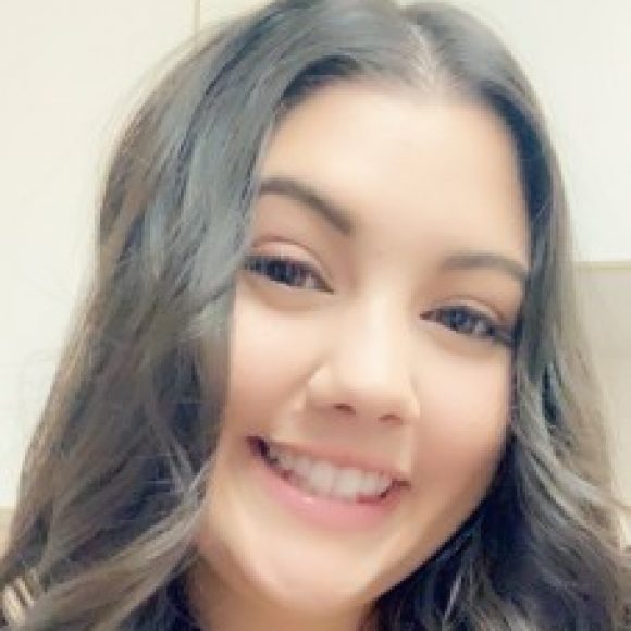 Profile photo of Lili