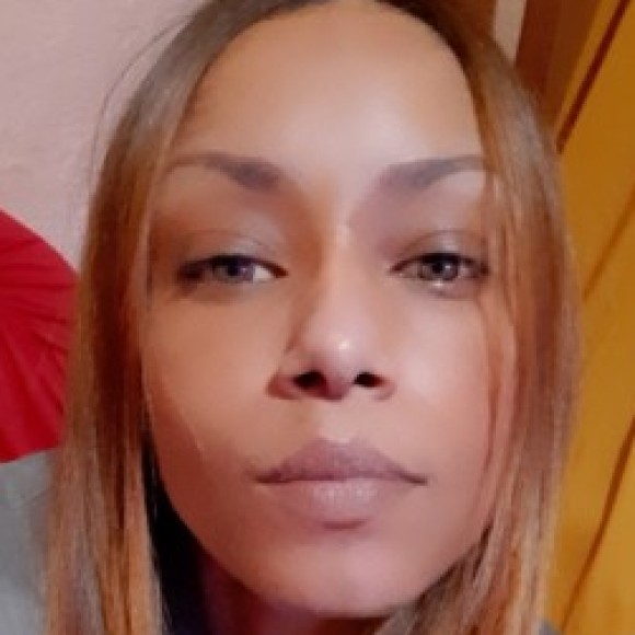 Profile photo of Priscila Aiala Sales