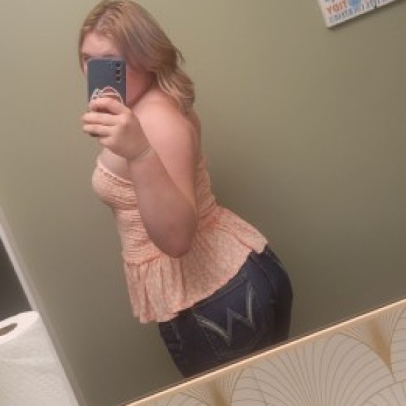 Profile photo of Lexi