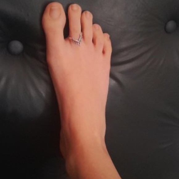 Profile photo of lolita_foot_chameleon
