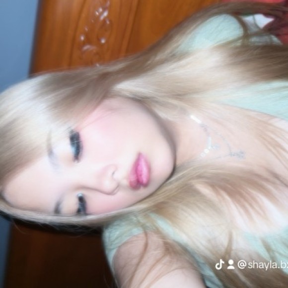 Profile photo of shay
