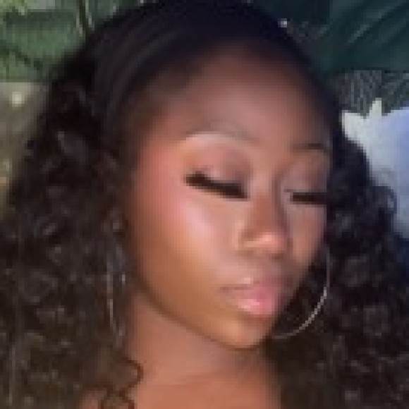 Profile photo of nichole