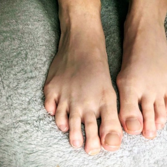 Profile photo of Uglyfeet4U