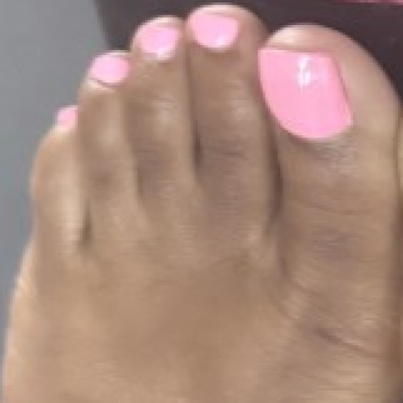 Profile photo of Tiptoe Temptress