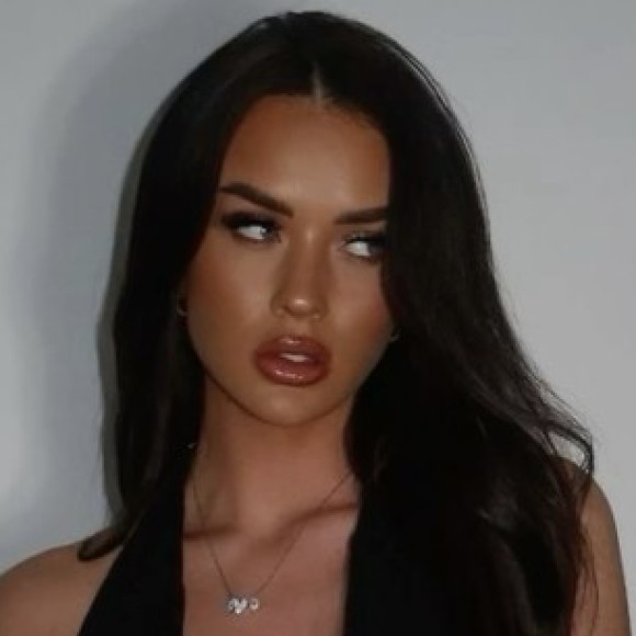 Profile photo of Angela