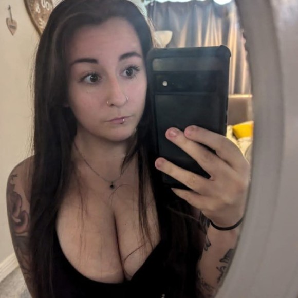 Profile photo of Paige Cox