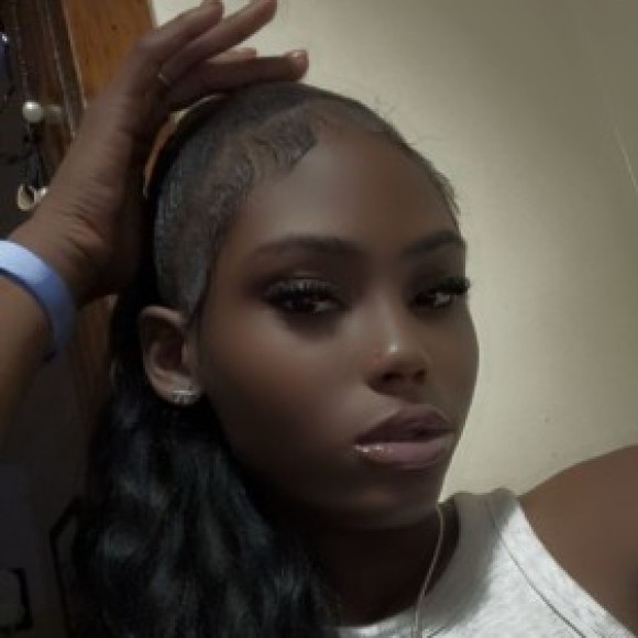 Profile photo of Monique