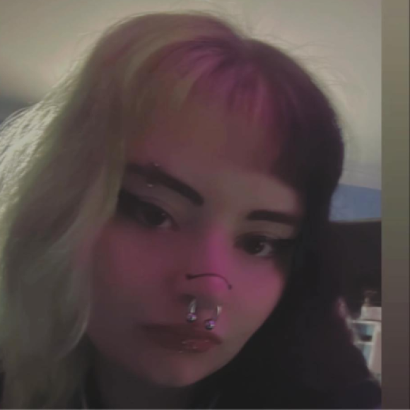 Profile photo of Nikki Porot