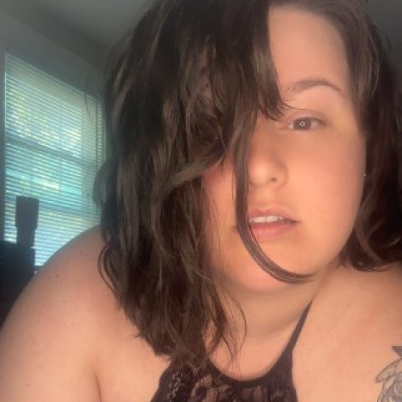 Profile photo of Aurora Cox