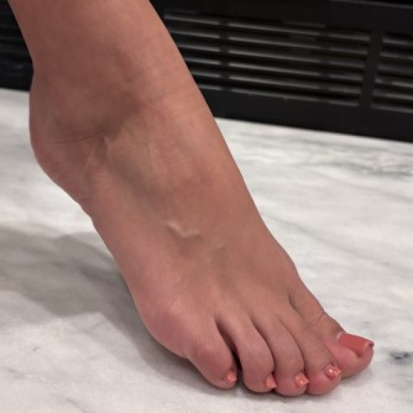 Profile photo of Clarissa