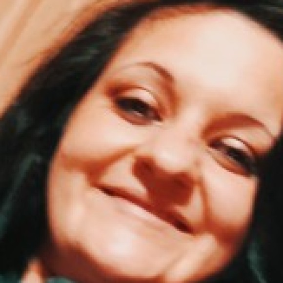 Profile photo of Flora Parker